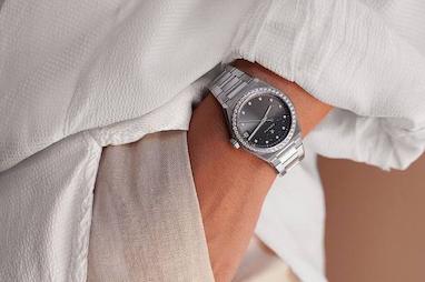 عواملی که باعث کوتاه شدن عمر ساعت می شود